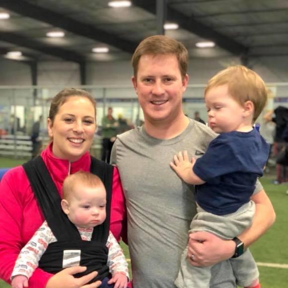 Meet your Posher, Kendall - Picture 1 of 1